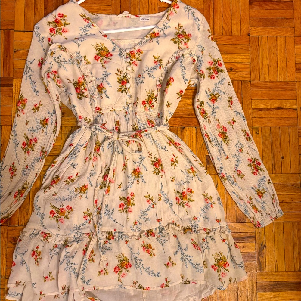 Floral Long Sleeve Dress, size small, Sim&Sam, mini